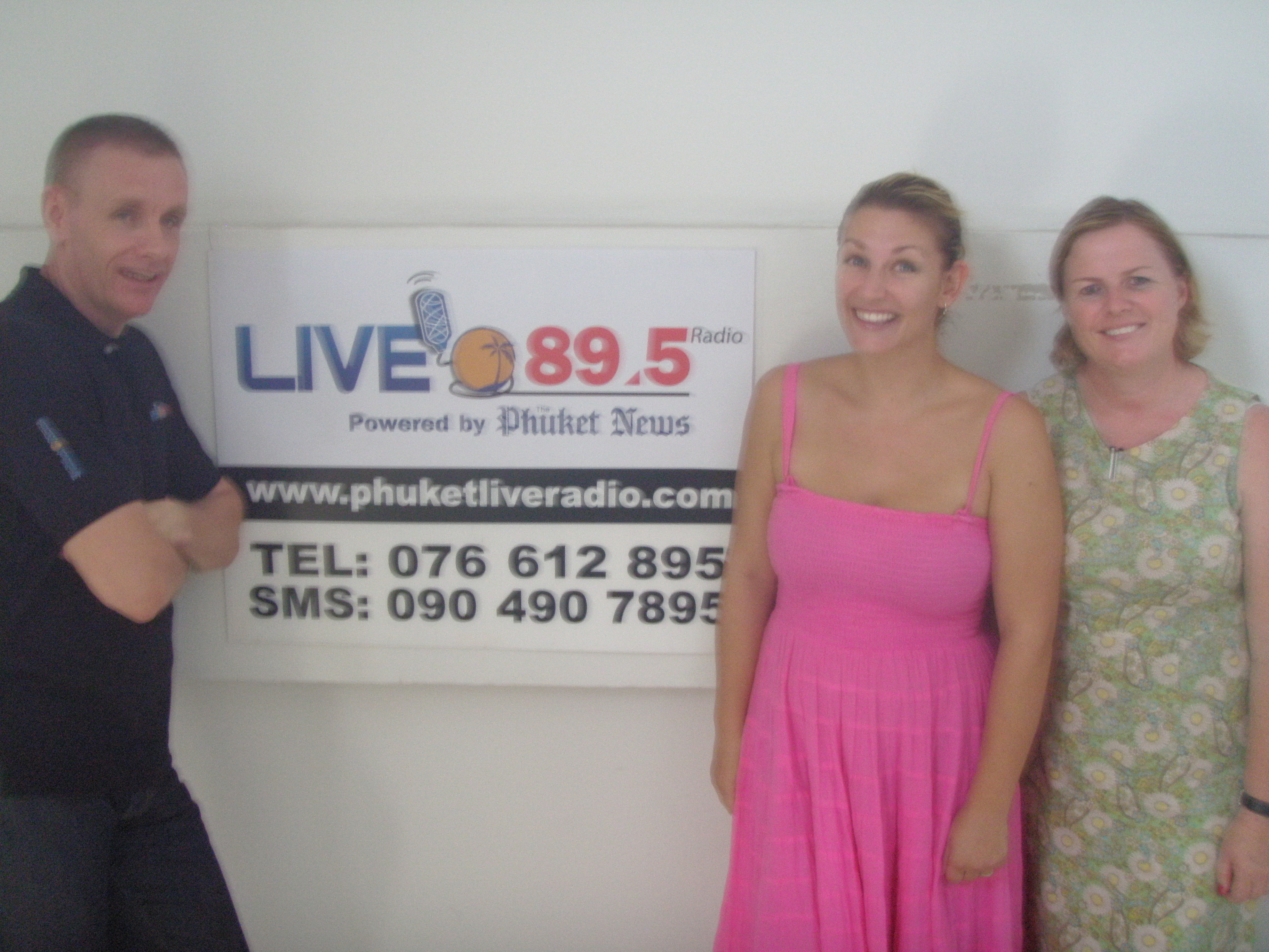 Steve With The Ladies On Life Style! 