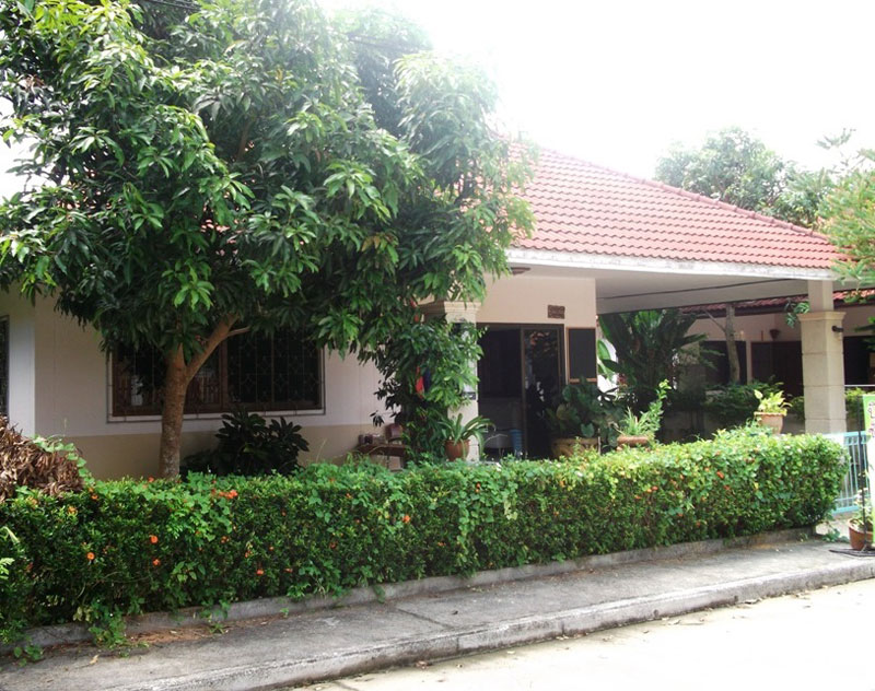 Low Budget Houses and Condos
