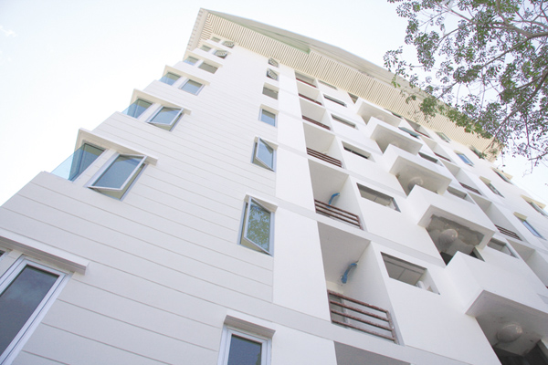 condo fully furnished for sale
