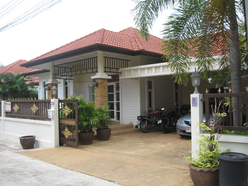 House with Pool