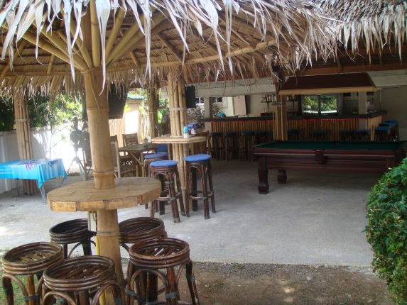 Bar with House