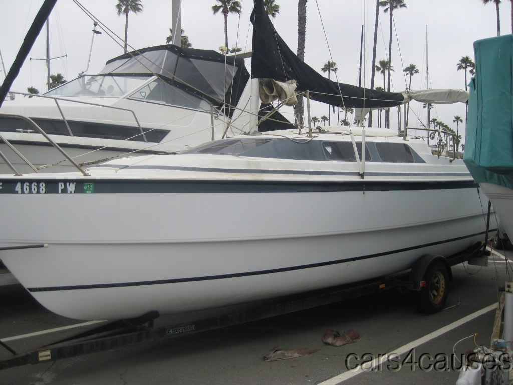 SAIL BOAT MAGCREGOR 26 X 50HP