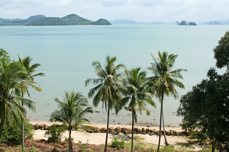 Beach Front Island Paradise