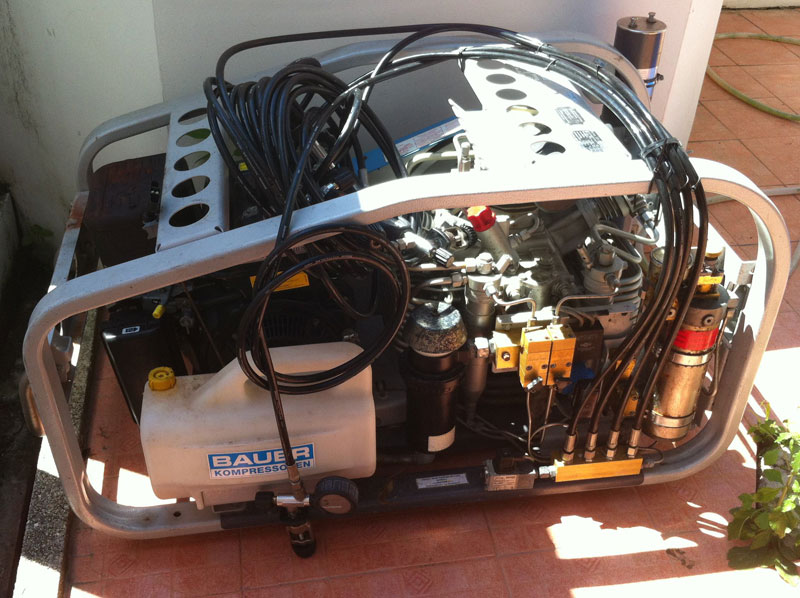 BAUER 320B PORTABLE COMPRESSOR
