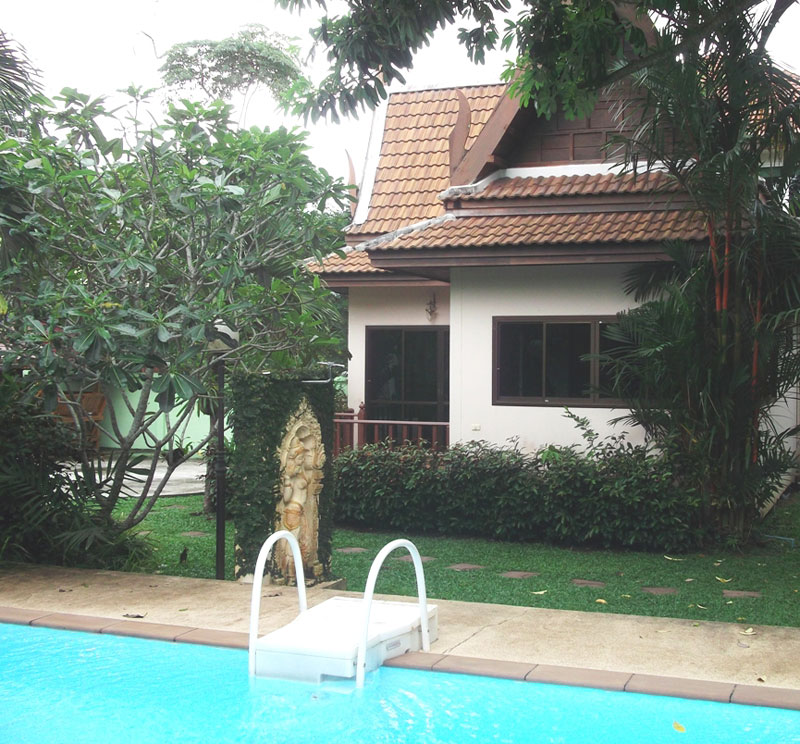 1 Bed Villa With Shared Pool