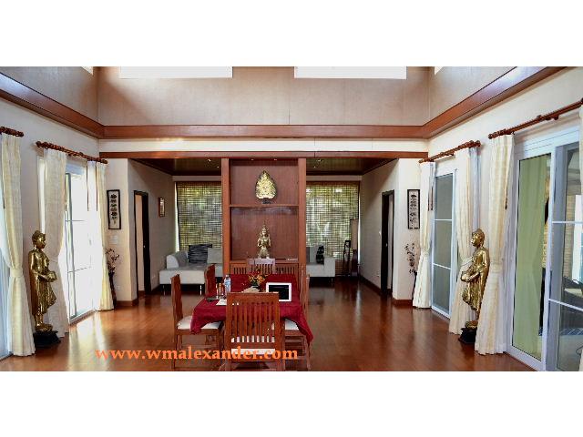 Lux Villa - 3 bed/3bath -Pool