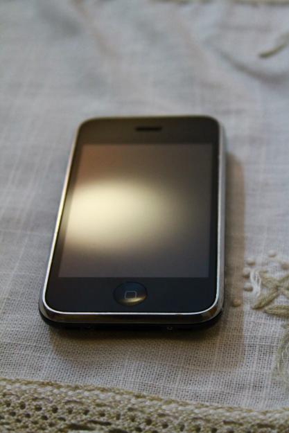 iPhone 3GS Excellent Condition