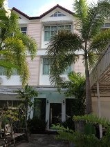 Townhouse for sale