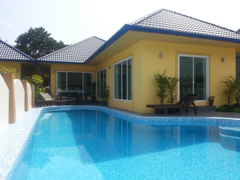 Brand new pool villa for rent
