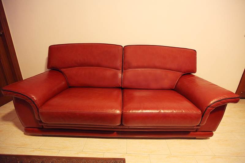 3 Seats Leather Sofa
