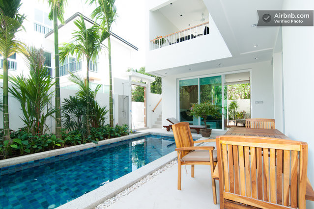 3 STOREY POOL VILLA 440SQM