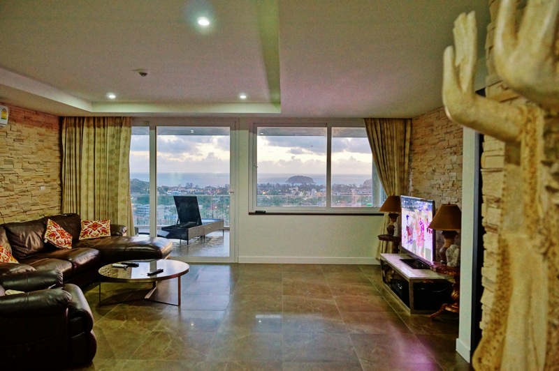 2 BED PENTHOUSE FOR RENT
