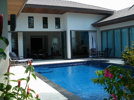 Luxury living BangTao Beach