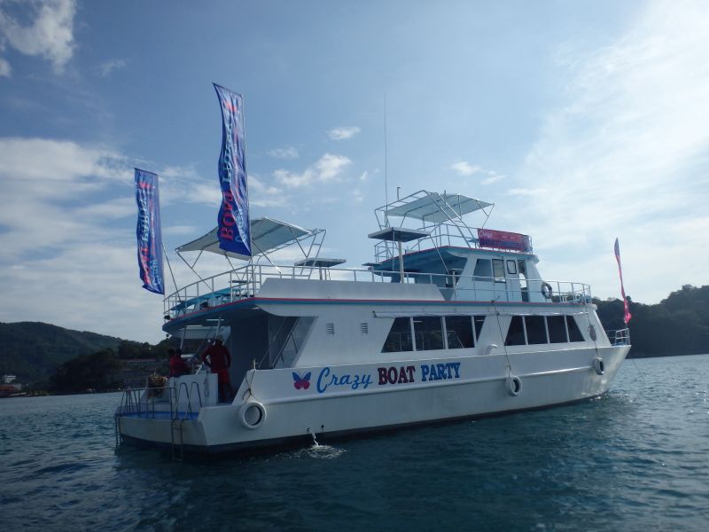BOAT TOUR/PARTY  max 150pers
