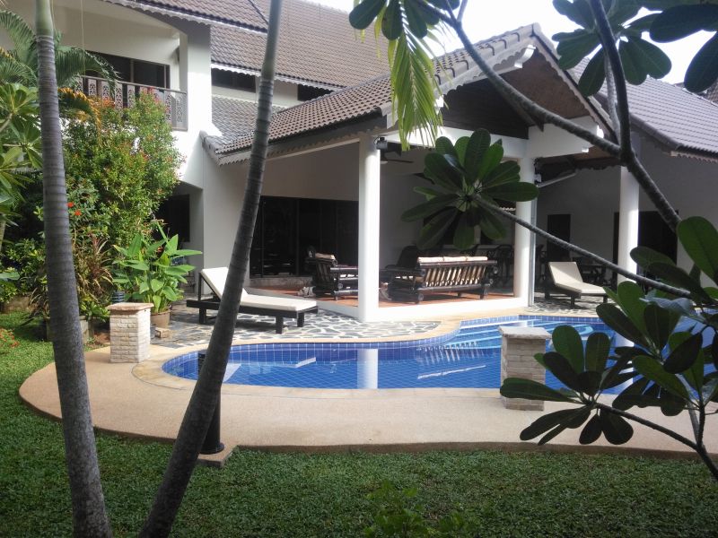 4 BED HOUSE WITH POOL AT RAWAI