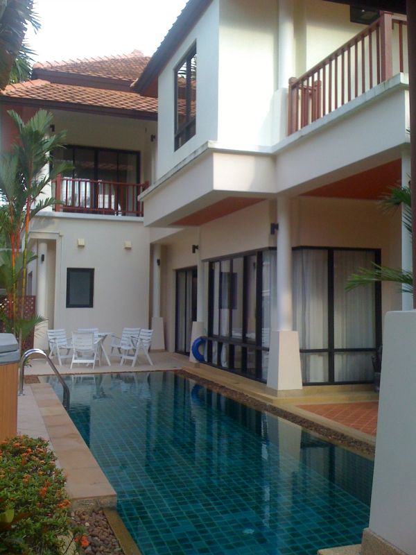 Laguna townhouse for sale