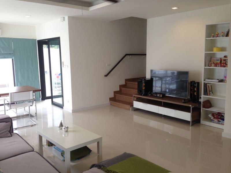 3BR Townhome in Laguna