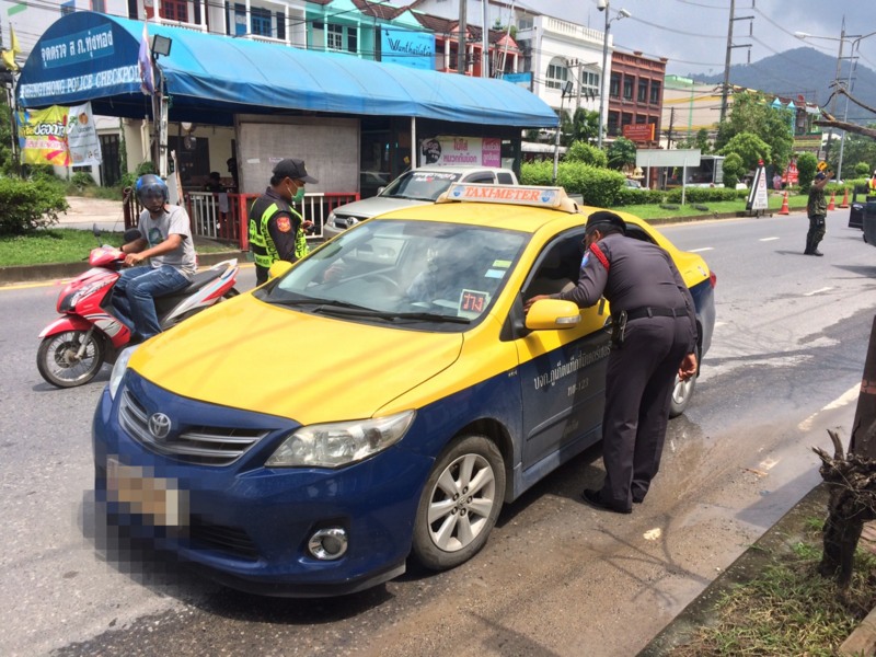 The blitz netted hundreds of Phuket taxi and tuk-tuk drivers for no road tax or driving an unregistered vehicle. Photo: Eakkapop Thongtub