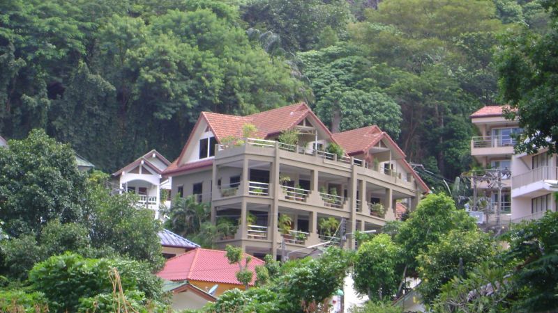 Kata Western Apartment