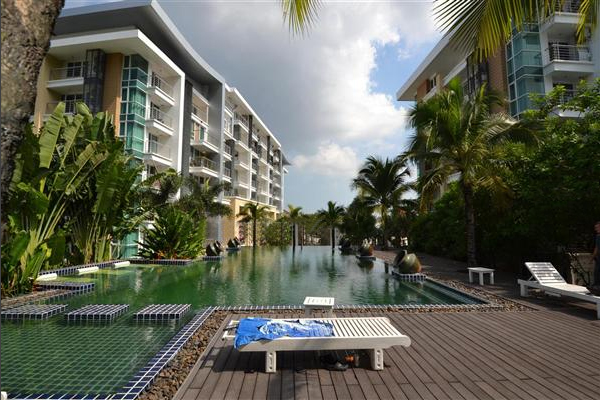 Royal Place Condo For Sell