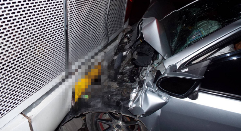 Women pinned in car after slamming into parked Phuket tour bus