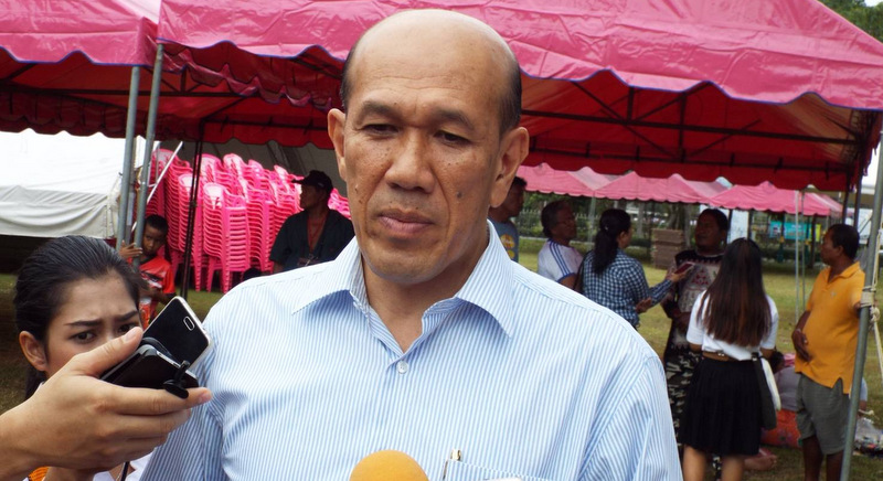 Rawai Mayor calls for fairness on sea gypsies arrested for national park fishing