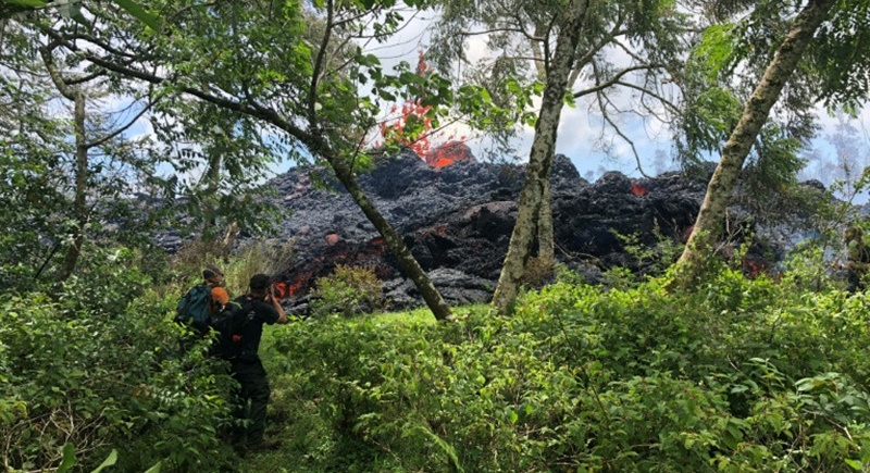 Red alert raised after ash bursts from Hawaii volcano