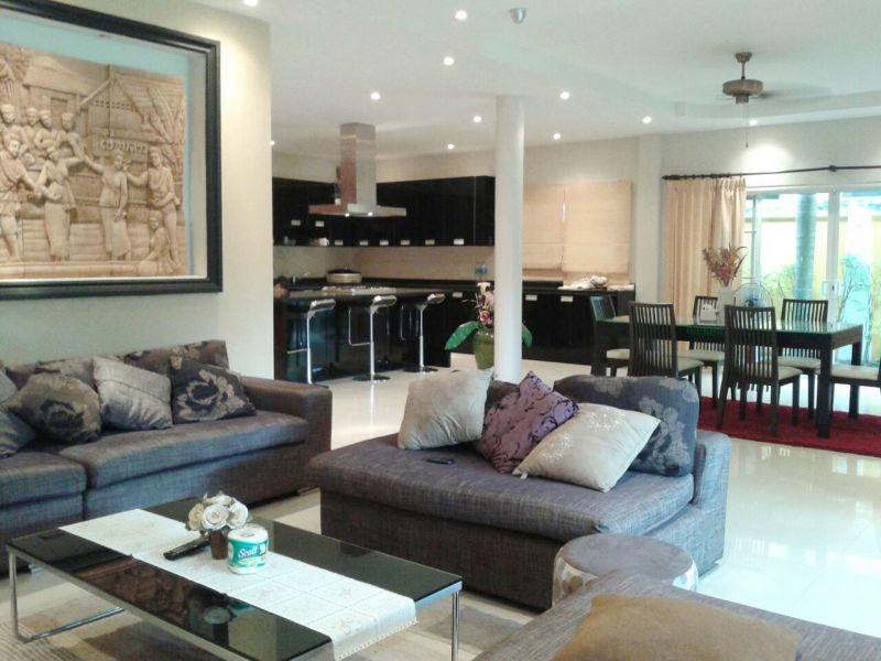 Rawai House & Pool Rent