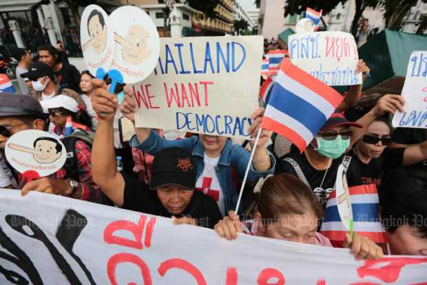 PHUKET XTRA: VIDEO: Prisoner escape! Chalong Circle the worst! A Peaceful end! || May 23