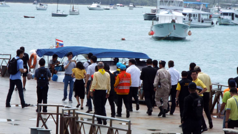 Phuket tour boat disaster: 7 more dead found, dozens still missing