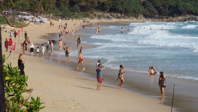 Phuket crocodile hunt continues as tourists ignore safety warnings