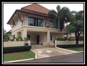 5 bedrooms family home