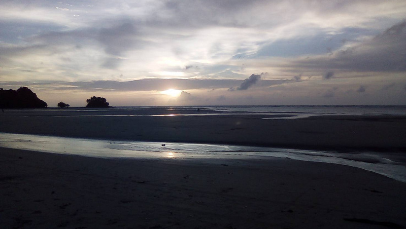 Boy remains missing after swept away in deadly Phuket surf