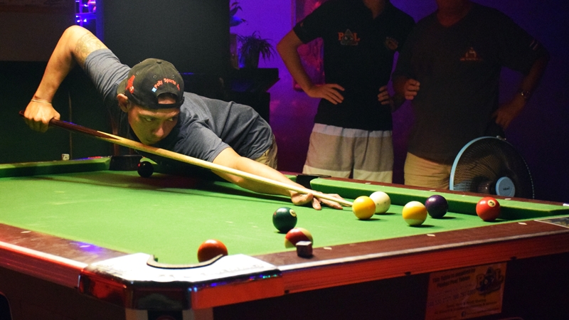 Clear air at top of Rawai Pool League