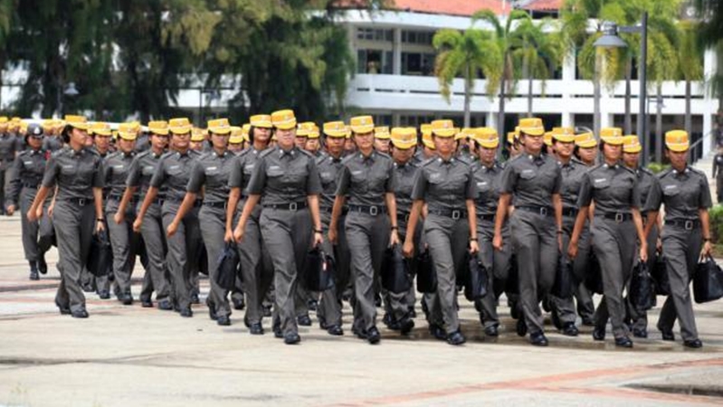 Police stand their ground on female ban