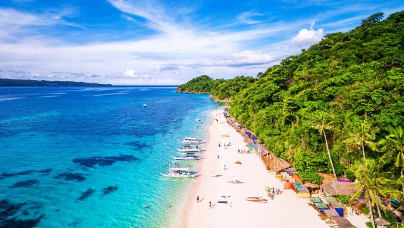 Boracay back without fare bargains