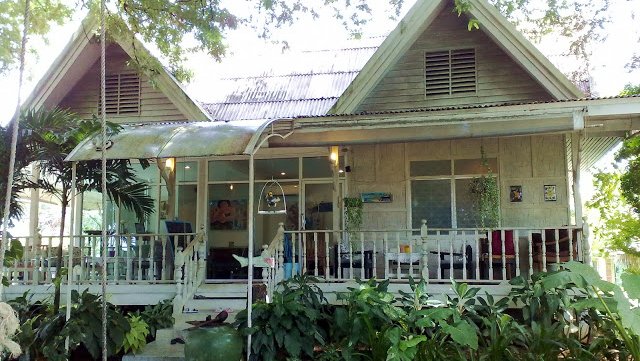 Everything nice at Nai Harn’s A Spoonful of Sugar Cafe