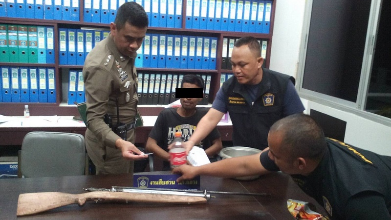 Drugs, guns seized in Pa Khlok raid