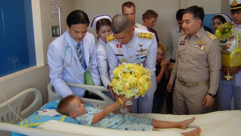 His Majesty sends flowers to Finnish boy, 5, attacked by stray dogs at Ao Nang
