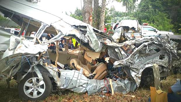 6 officials dead, 5 injured in Phuket-Bangkok transit