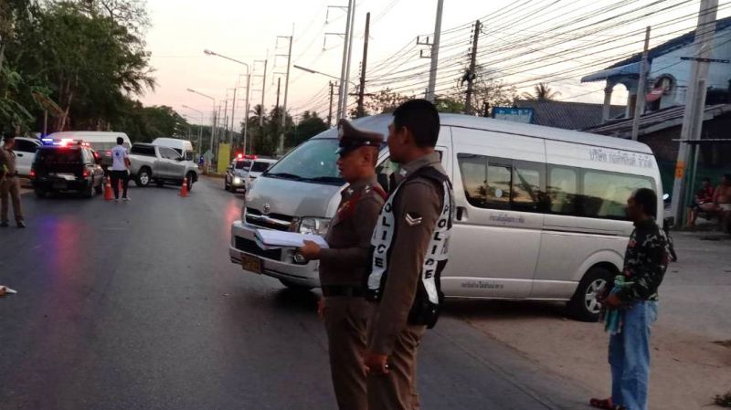 Man dead after collision with U-turning minivan