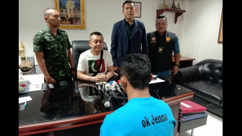 Patong tuk-tuk drivers attack, kill motorbike taxi tout