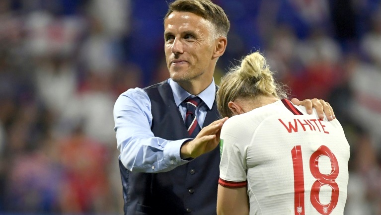 England out of World Cup after penalty miss and red card