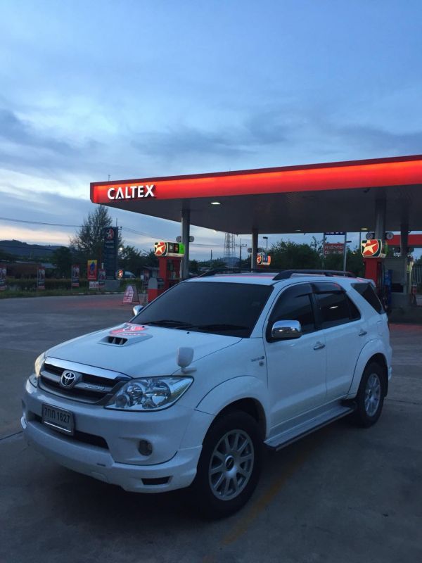 Toyota Fortuner 2007 for sale.