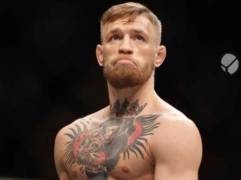 McGregor sorry for 'unacceptable' pub attack