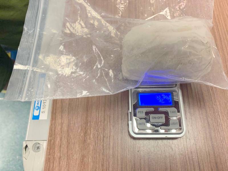 Registered Phuket tour guide Sompong Saeaio, 43, was found carrying 42.4 grams of heroin. Photo: Sakoo Police