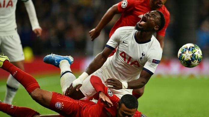 Pochettino tells Spurs to stay together after Bayern humiliation