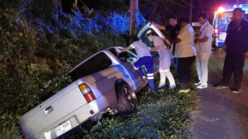 Fatal epileptic asthma attack suspected as pickup crashes off road