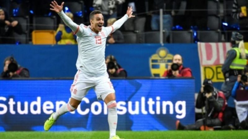 Spain make Euro 2020 with late Sweden draw, beaten Ireland forced to wait