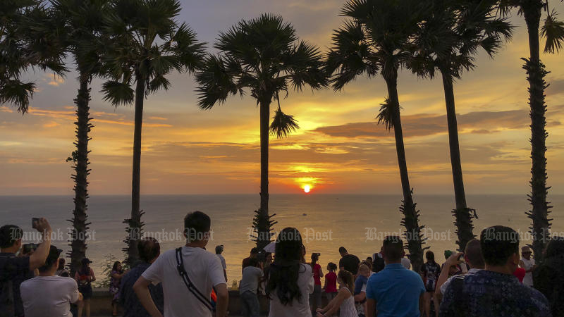 Foreign tourist arrivals up 5.92% in November